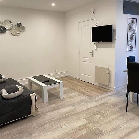 Appart Meuble 45M2 Calme Et Lumineux Au Continental 维泰勒 外观 照片